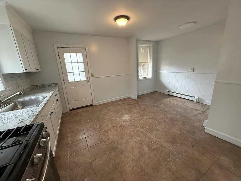 116 Fort Pleasant Ave #2L — Photo 5
