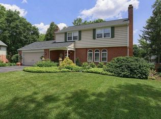 755 Barrcrest Ln, Lancaster, PA 17603