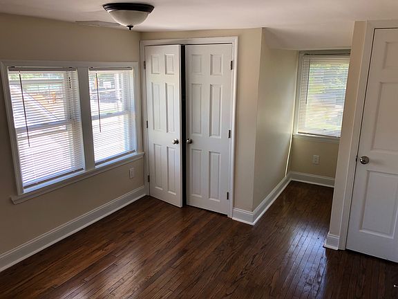 Bedroom - Two big closets