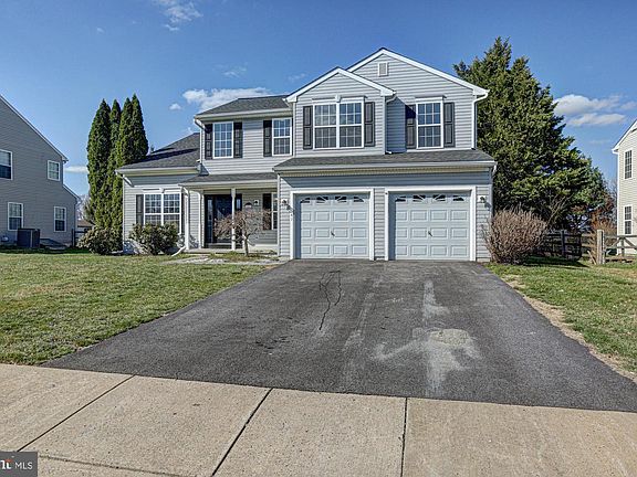 2nd image of 541 Diamond Dr