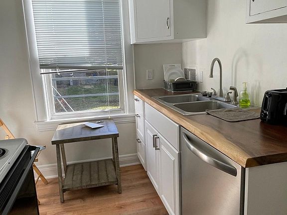 4th image of 1323 Cypress St #2R