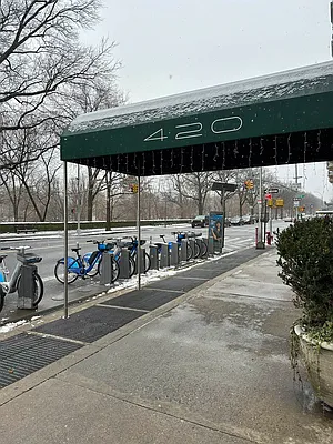 Rented by REAL New York | media 11