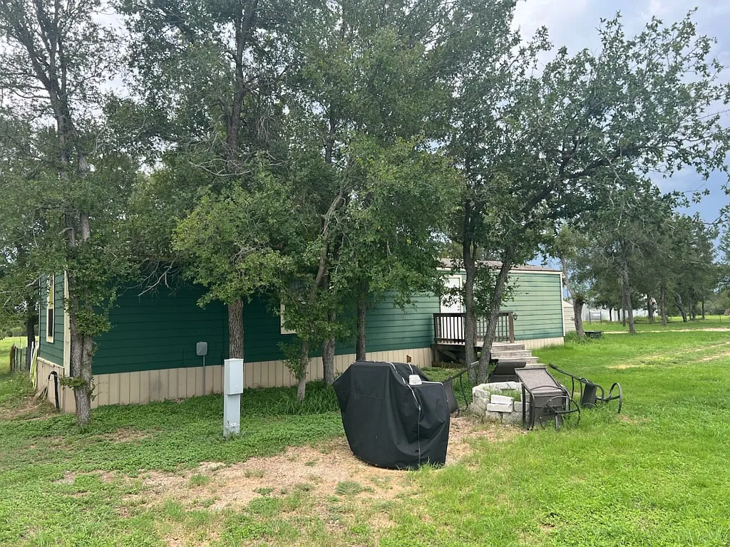 2 bed, 924 sqft, $1,150 — Photo 1
