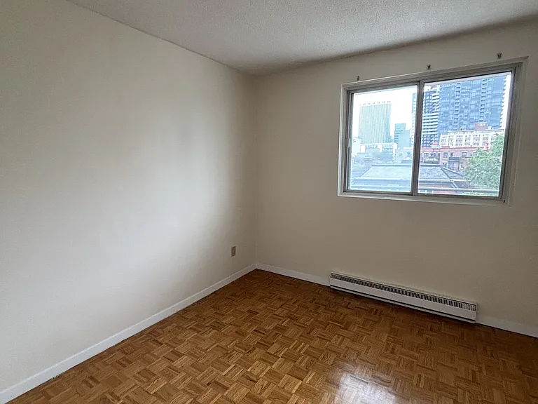 263 Maclaren St #902 — Photo 9