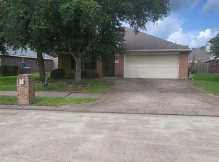 8315 Tarragon Ln, Baytown, TX 77521