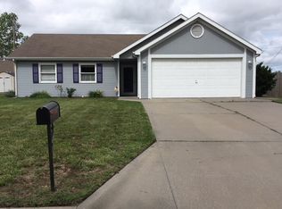 2313 Strawberry Ln, Manhattan, KS 66502