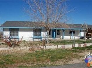 17353 Newmont Ave, Lake Los Angeles, CA 93535