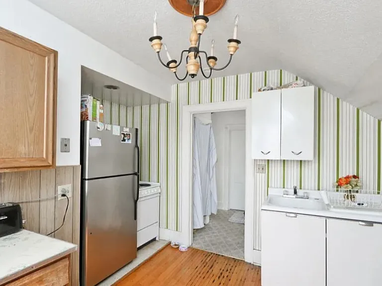 609 Water St S #3 — Photo 2