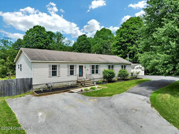 738 County Route 25, Corinth, NY 12822