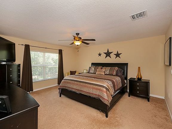 5th image of 10412 Pearwood Pl