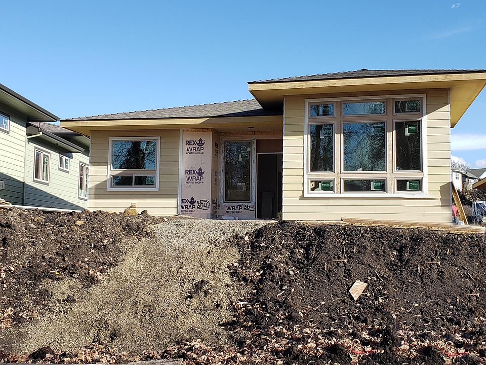 1st image of 782 Kestrel Pkwy Lot 3