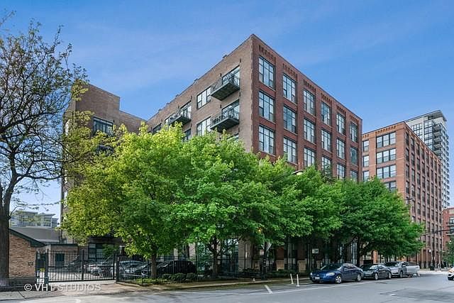 1st image of 703 W Jackson Blvd #5
