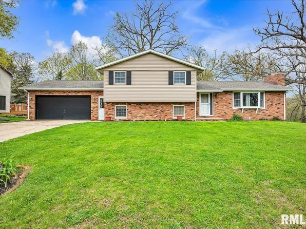 228 Coventry Ln, East Peoria, IL 61611