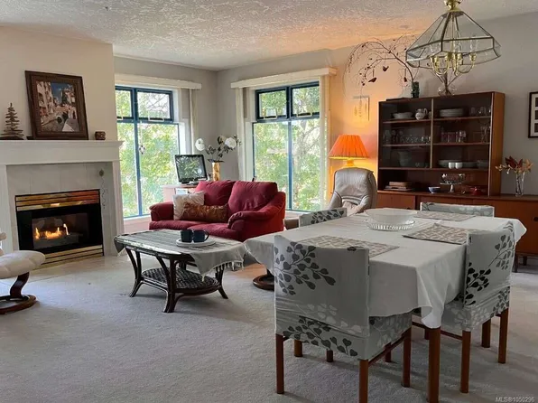 1063 Southgate St #402, Victoria, BC V8V 2Z1
