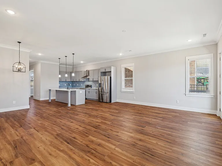 Chartwell Commons at Beechcroft — Photo 29