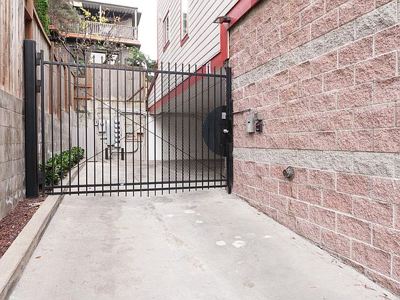 2nd image of 208 Boylston Ave E APT 3