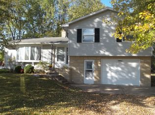 S2871 Elm St, Fountain City, WI 54629