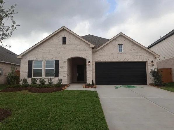 13922 Baikal Manor Dr, Santa Fe, TX 77510