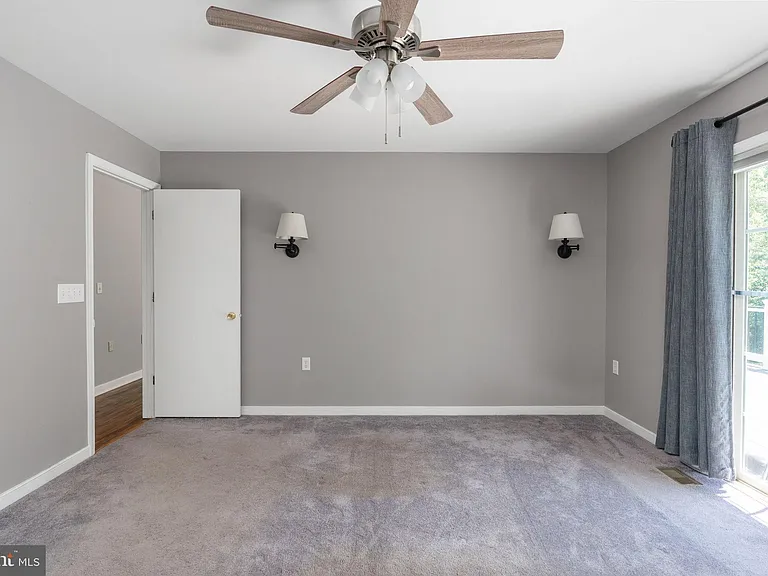 8009 Burrell Rd — Photo 30