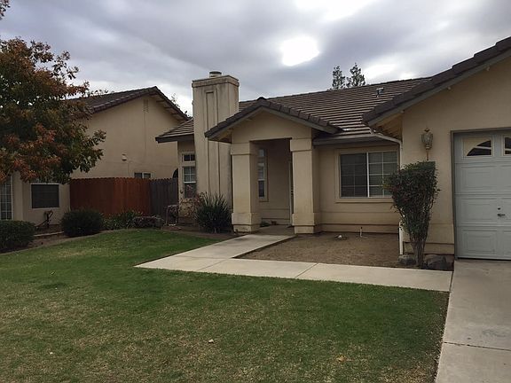3rd image of 132 Forest Dr