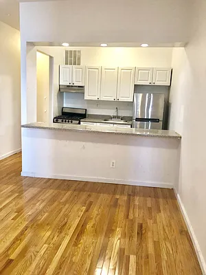 Rented by PennApts | media 5