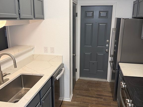 5th image of 524 Cutty Trl APT B