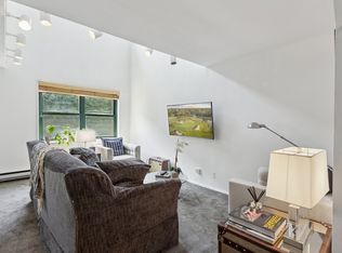 125 Barrow St APT 4B, New York, NY 10014