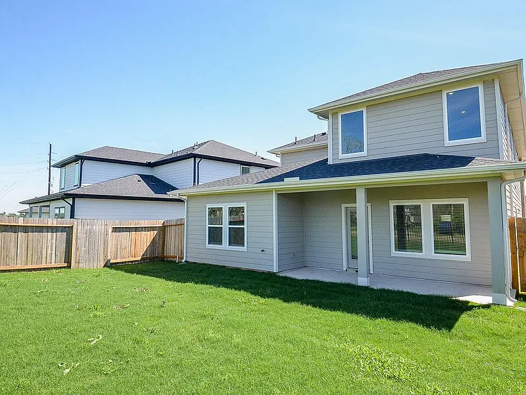 8047 Marchese Dr — Photo 18