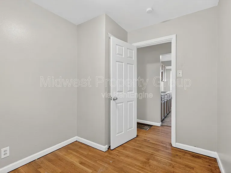 257 Glen Garry Rd — Photo 10