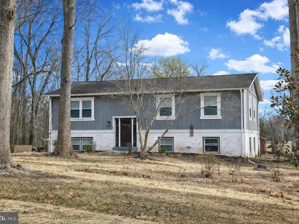 10009 Lauran Pl, Nokesville, VA 20181