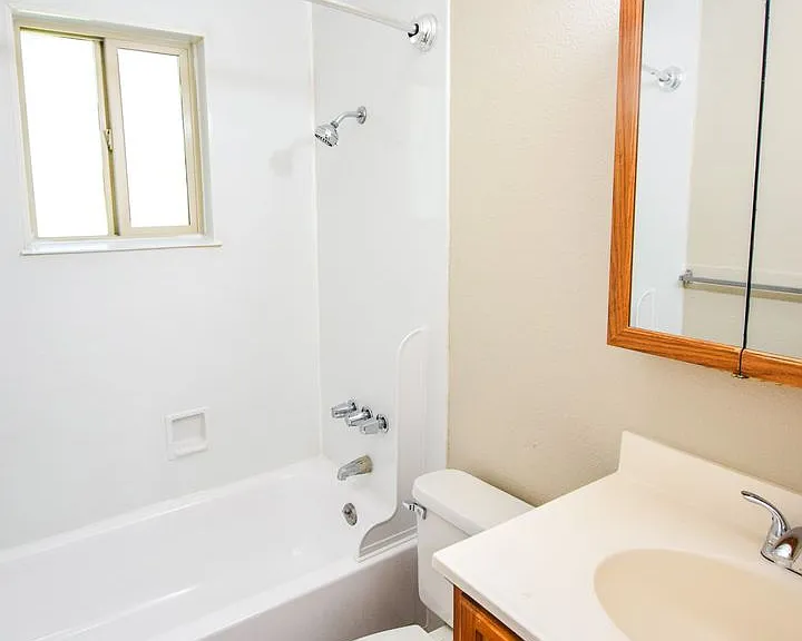 Rivercrest Apartments TAU9425-A-L — Photo 12
