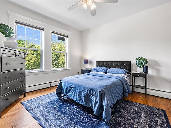 5th image of 1738 Commonwealth Ave APT 4