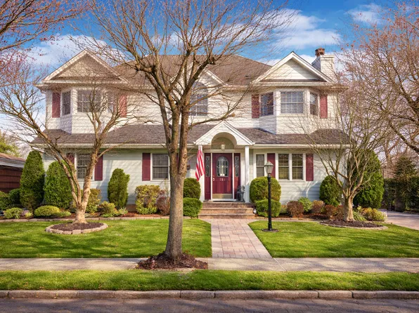 157 Barclay Avenue image 1 of 41