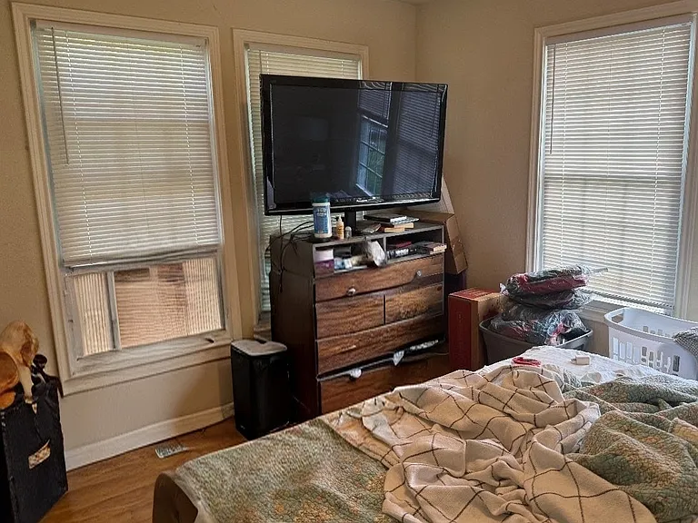 1908 Houston Pl — Photo 8