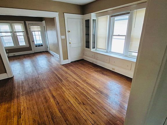5th image of 4412 Alpha Ave #Up