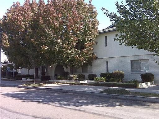 1st image of 360 Gladys Ave APT 12