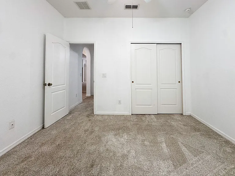 1108 Longville Cir — Photo 6
