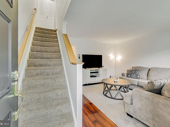 4th image of 2219 Chamblee Pl