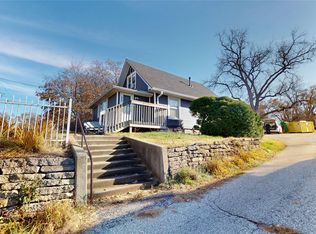 433 E Payton Ave, Des Moines, IA 50315