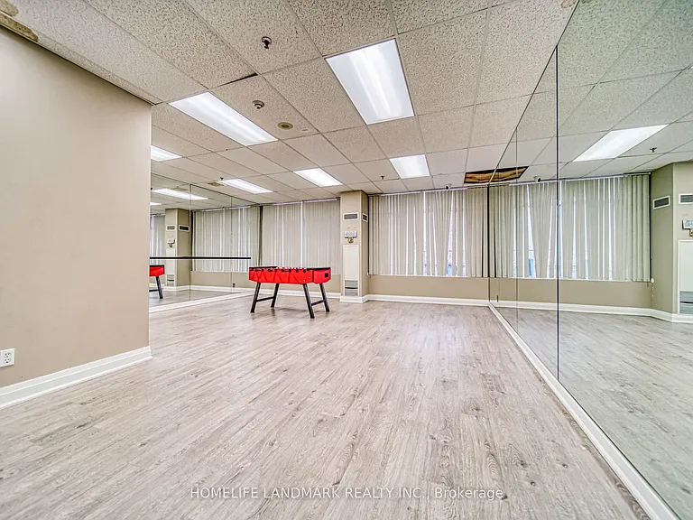 1470 Midland Ave #1802 — Photo 31