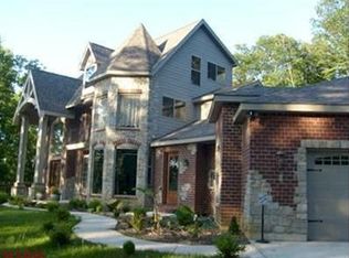 1508 Summit On Pond Ln, Glencoe, MO 63038