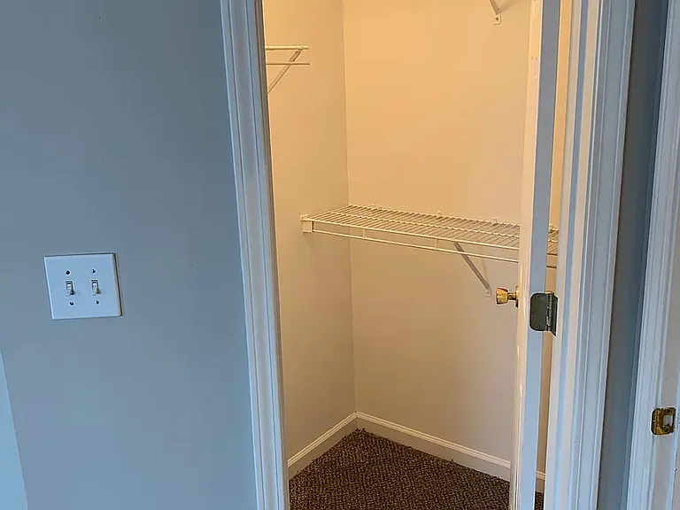 457 Dabney Dr — Photo 8