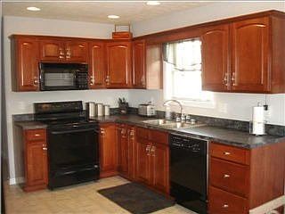 5th image of 11919 Pond Creek Dr