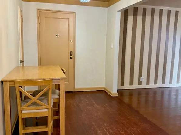 2211 Bragg Street image 2 of 12