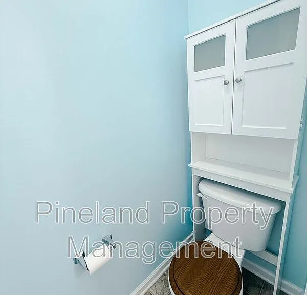 219 Woodland Dr — Photo 16