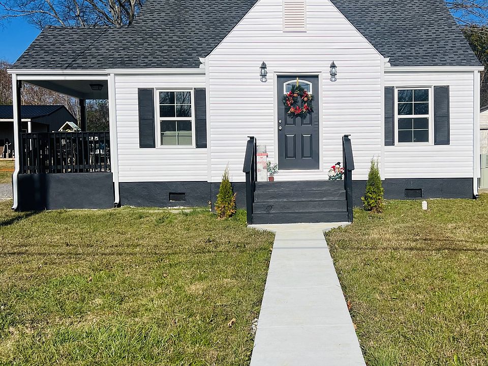 1st image of 107 Maplewood Dr