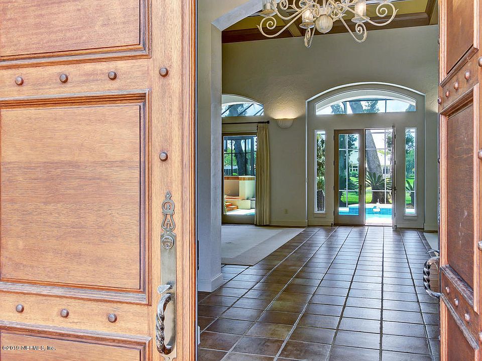 1st image of 176 Twelve Oaks Ln