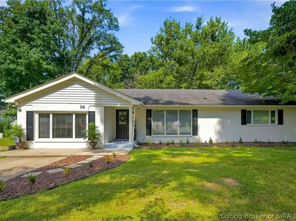 26 Beechwood Road, Jeffersonville, IN 47130