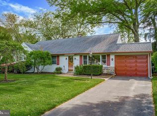 732 Elizabeth Rd, Jenkintown, PA 19046