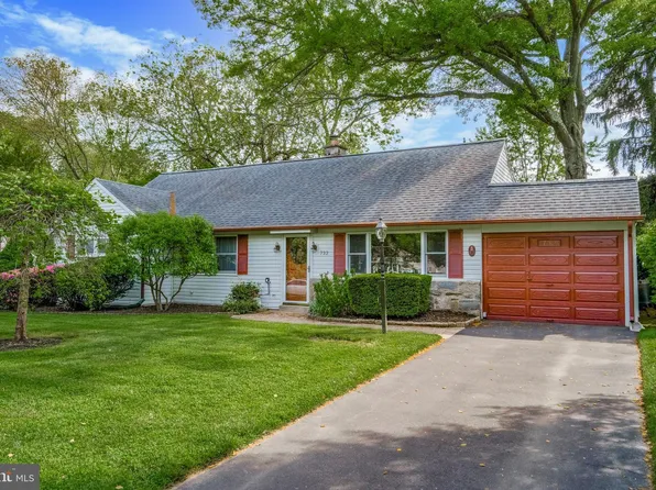 732 Elizabeth Rd, Jenkintown, PA 19046